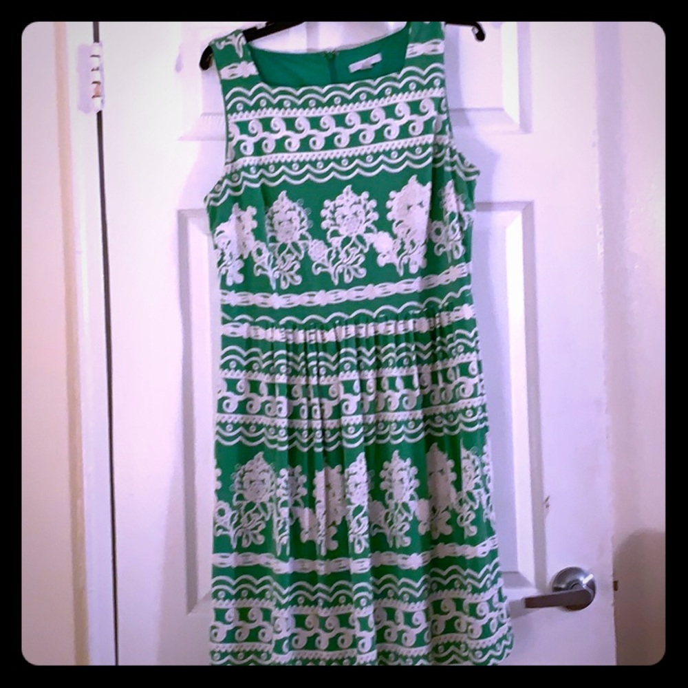 💚 Green NY&Co floral dress